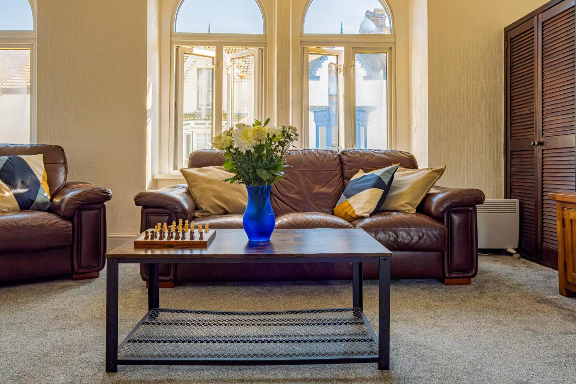 Castleview Coastal Comfort With 2 Parking Spaces Oystermouth Buitenkant foto